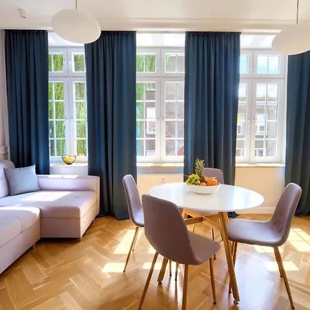 Apartament Attyka Old Town