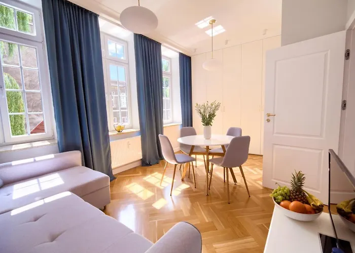 Apartament Attyka Old Town Apartman *